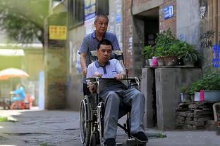 广厦官方：赵嘉仁左手第2掌骨骨折 术后预计休战三个月